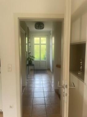 Foto - Möbilierte Doppelhaushälfte für 5 Monate zu vermieten.