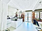 Foto - AS IMMOBILIEN: Exclusive living with loft character in the heart of Idstein 1st floor with balcony and elevator