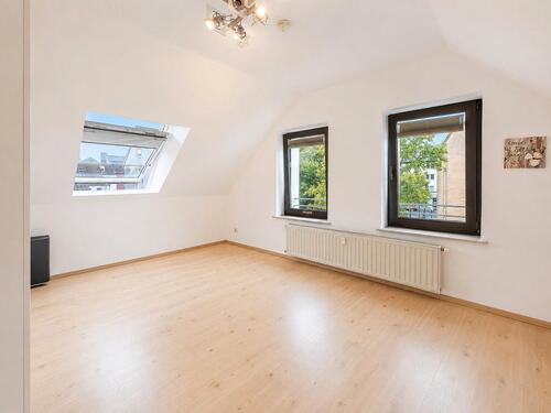 Foto - 1 Zimmer Dachgeschoßwohnung zur Miete in Bochum
