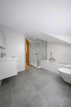 Foto - Erstbezug nach Sanierung -Freundliche 3-Zimmerwohnung in Dreieich