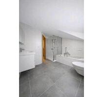 Erstbezug nach Sanierung -Freundliche 3-Zimmerwohnung in Dreieich - Erzhausen