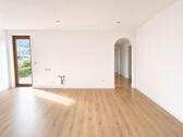 Foto - Helle, frisch renovierte 3-Zimmer-Wohnung mit ruhiger Südterrasse