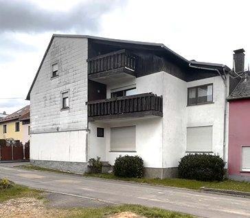 Foto - Wohn- und Geschäftshaus Zentrale Lage 7 Parkplätzen