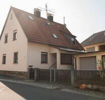 Einfamilienhaus mit Garage & Nebengebäude in Werneck OT - Privat