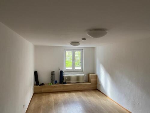 Foto - Wohnen am Marktplatz. 5er, 6er und 8er WG im kernsaniertem Altbau