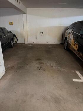 Foto - *Tiefgaragenstellplatz in zentraler Lage in Alzenau zu vermieten*