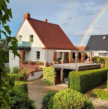 Foto - provisionsfrei... Einfamilienhaus mit 2 Einliegerwohnungen