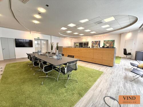 Foto - Gewerbefläche im Erdgeschoss in gefragter Lage am Julius-Mosen-Platz! Oldenburg