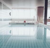 3-Zimmer Wohnung - Balkon, Pool, Sauna u.m. - Berlin Steglitz-Zehlendorf
