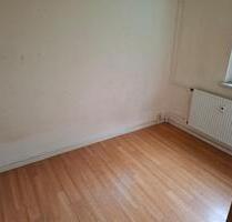 unrenovierte Zweiraumwohnung mit Aufzug in ruhiger Lage in Eisenach