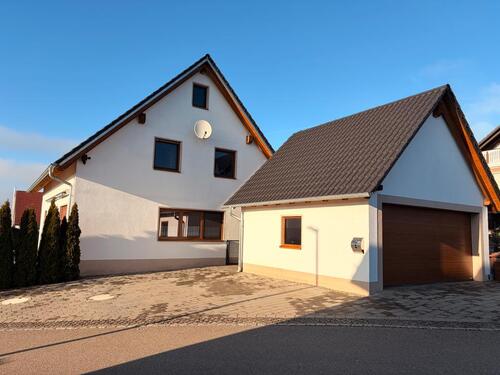 Foto - Modernes, hochwertiges Einfamilienhaus (Baujahr 2017) – sofort