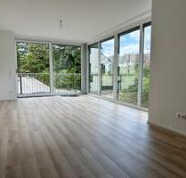 Stilvoll wohnen: Hochwertige 3-Zimmer-Wohnung mit großem Wohnbereich & Balkon - Eggenfelden