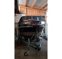 Trockener Hallenplatz für Boot zu vermieten - Ravenstein