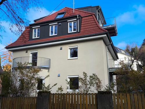 Foto - Aufwendig kernsanierte 5-ZW Maisonettewohnung, Altbau, Erstbezug