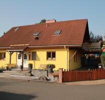 Haus mit Einliegerwohnung - 300.000,00&nbsp;EUR Kaufpreis, ca.&nbsp; 160,00&nbsp;m&sup2; in Bobritzsch-Hilbersdorf (PLZ: 09627)