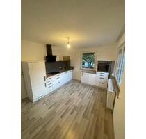 Moderne 3,5-Zimmer-Wohnung mit Balkon & Whirlpool in Balingen