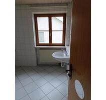 3-Zimmer-Wohnung, 75 qm - 750,00&nbsp;EUR Kaltmiete, ca.&nbsp; 75,00&nbsp;m&sup2; in Lindau (Bodensee) (PLZ: 88131)