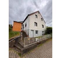 Haus statt Wohnung?! Sanierungsbedürftiges Haus mit Potenzial - Hürtgenwald