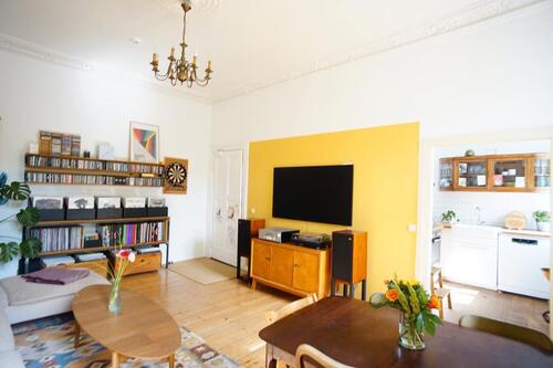 Foto - Stilvolle 3-Zimmer-Altbauwohnung mit Balkon von privat
