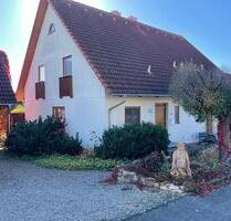 Sonnige Doppelhaushälfte mit Ausbaumöglichkeit - Hohenroth