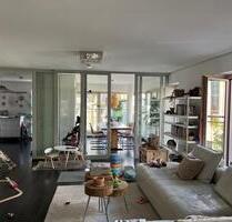 Lichtdurchflutete 2-Zimmer-Wohnung mit Wintergarten - Frankfurt am Main Innenstadt 1