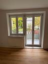 Foto - neu renovierte 2 Zimmer Wohnung mit großem Balkon zu vermieten