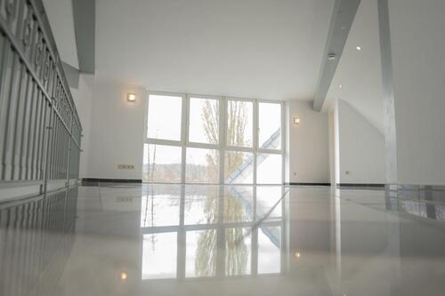 Foto - Moderne 3 Zimmer Maisonette Wohnung mit Loggia in Wallerfangen