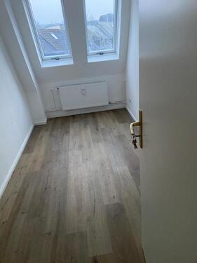 Foto - Zimmer in Wohngemeinschaft mit 3 Mitbewohnern zu vermieten