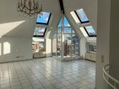 Foto - 2 Zimmer Dachgeschoßwohnung zur Miete in Köln