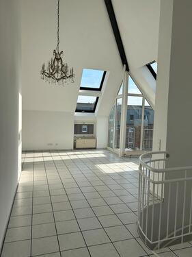 Foto - Dachgeschoßwohnung in Köln zur Miete