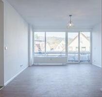 Erstbezug! 3 Zimmer-Wohnung mit Einbauküche - Springe Erstbezug! 3 Zimmer-Wohnung mit Einbauküche - Springe