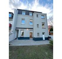 Attraktive 2 Zimmer Wohnung - 940,00&nbsp;EUR Kaltmiete, ca.&nbsp; 65,00&nbsp;m&sup2; in Duisburg (PLZ: 47137) Mittelmeiderich