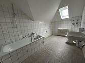 Foto - 3.5 Zimmer Dachgeschoßwohnung zur Miete in Duisburg