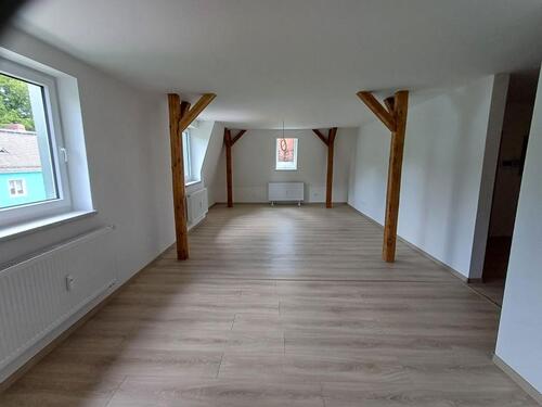 Foto - Neu renovierte 3 Zimmer Dachgeschosswohnung