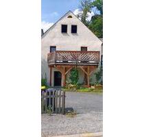 6 Zimmer Haus mit Potential - 115.000,00&nbsp;EUR Kaufpreis, ca.&nbsp; 105,00&nbsp;m&sup2; in Großschirma (PLZ: 09603)