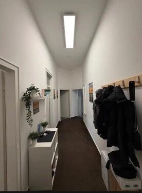 Foto - Schöne möblierte 2- Zimmer- Wohnung in Düsseldorf zu vermieten!