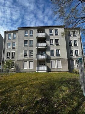 Foto - NEU renoviert! 2 Zimmerwohnung mit Balkon im Erdgeschoß