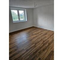 Souterrain-Wohnung, 2,5 Zimmer mit Terrasse - Achstetten