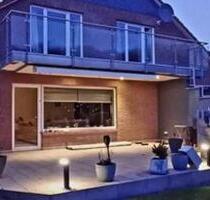 Schönes Haus mit Einliegerwohnung in Kronsburg - Kiel Meimersdorf