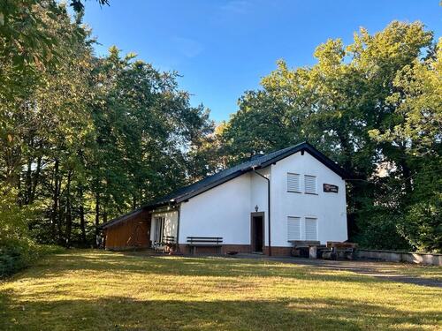 Foto - Grundstück mit Haus - 185.000,00 EUR Kaufpreis,