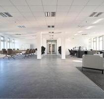Provisionsfreie, frisch renovierte Bürofläche - Jetzt mit bis zu 4 Monaten mietfrei! - Heiligenhaus