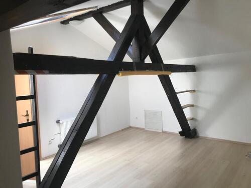 Foto - 1 Zimmer Dachgeschoßwohnung zur Miete in Heide