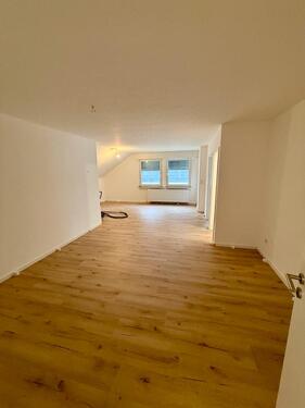 Foto - Vollständig sanierte 3,5 Zimmer Dachgeschosswohnung