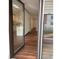 4 Zimmer Wohnung in Würzburg - 1.500,00&nbsp;EUR Kaltmiete, ca.&nbsp; 104,00&nbsp;m&sup2; in Würzburg (PLZ: 97070)