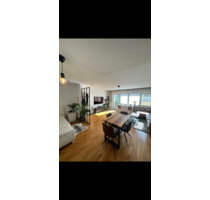 Zentral möbliertes Apartment mit Balkon und Parkplatz 01.02-28.03 - München Ludwigsvorstadt-Isarvorstadt