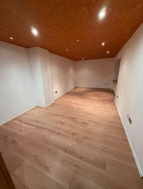 Foto - 4-Zimmer-Wohnung mit Balkon und Abstellraum zu vermieten