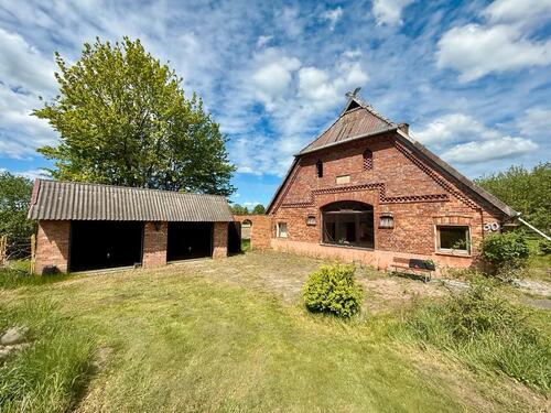 Foto - Bleckede: Bauernhaus in Feldrandlage auf großem Grundstück