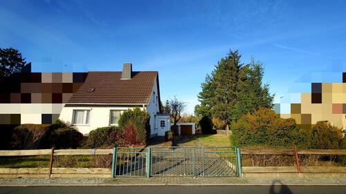 Foto - Haus Doppelhaushälfte 1200m² Grundstück mit riesiger Gartenfläche