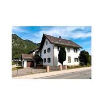 Mehrfamilienhaus - 580.000,00&nbsp;EUR Kaufpreis, ca.&nbsp; 390,00&nbsp;m&sup2; in Marquartstein (PLZ: 83250)