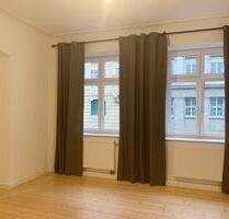 Berufstätigen WG am Hölderlinplatz - 2 freie Zimmer - Stuttgart Stuttgart-West